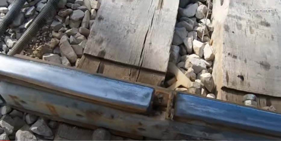Why Railway Tracks Have Gaps Between Rails? lets watch video