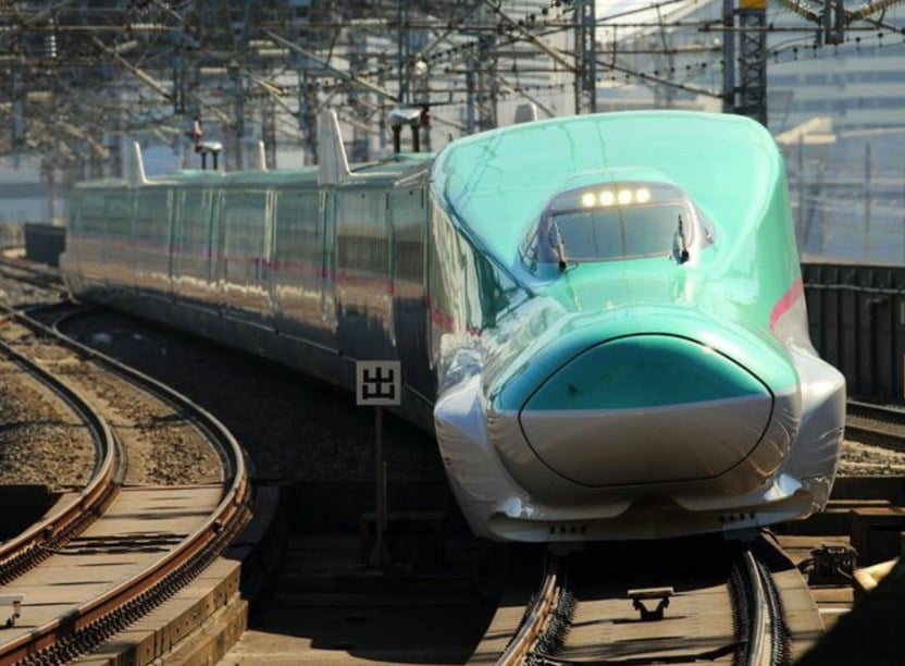 The Akita Shinkansen maximum speed of 300 km/h